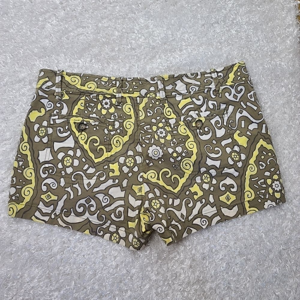 Old Navy Shorts   - Picture 3 of 5